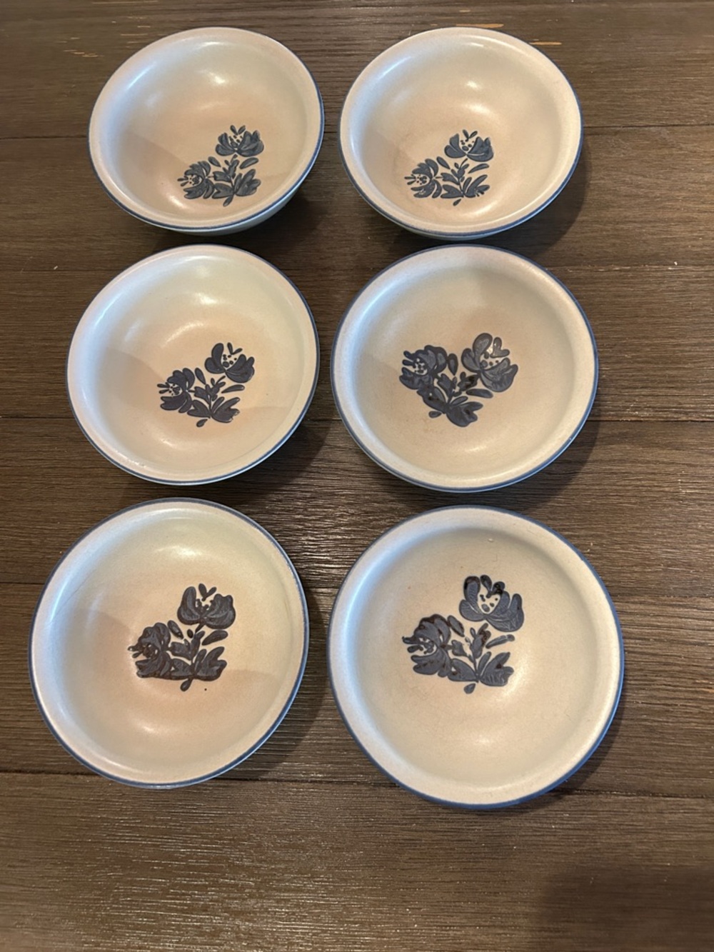 Pfaltzgraff Yorktowne vintage 6 soup cereal salad bowls 9 Y and unmarked GROUP B